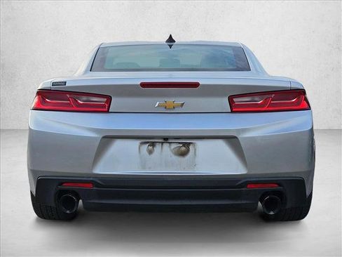 Used 2017 Chevrolet Camaro LT image 5