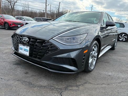 Used 2023 Hyundai Sonata SEL image 3