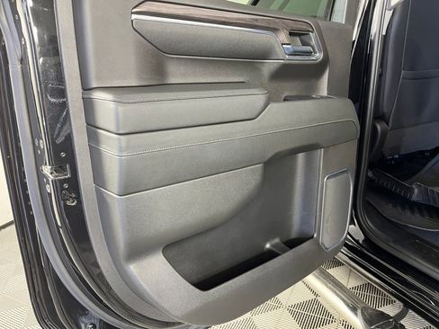 Used 2024 Chevrolet Silverado 1500 LTZ w/ LTZ Convenience Package II image 12