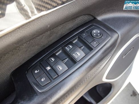 Used 2016 Jeep Grand Cherokee SRT AWD/4WD image 11
