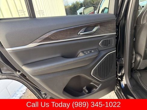 New 2026 Jeep Grand Cherokee Limited w/ Limited Altitude Package image 30