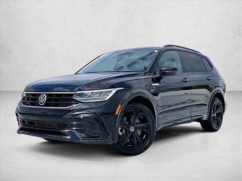 Used 2024 Volkswagen Tiguan SE R-Line FWD image 1