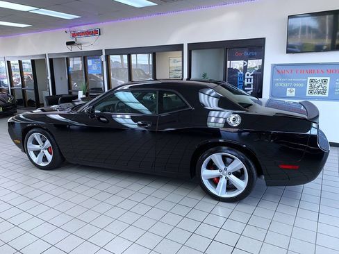 Used 2008 Dodge Challenger SRT8 RWD image 4