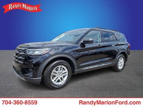 New 2025 Ford Explorer Active w/ Active Comfort Package image 1