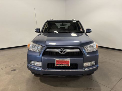Used 2013 Toyota 4Runner Limited AWD/4WD image 3