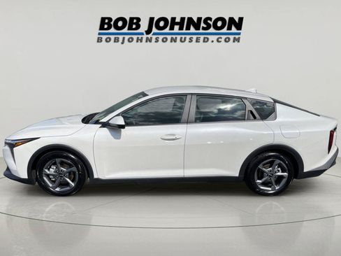 Used 2025 Kia K4 FWD image 6