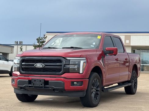 Used 2025 Ford F150 Lariat w/ Equipment Group 502A High AWD/4WD image 8