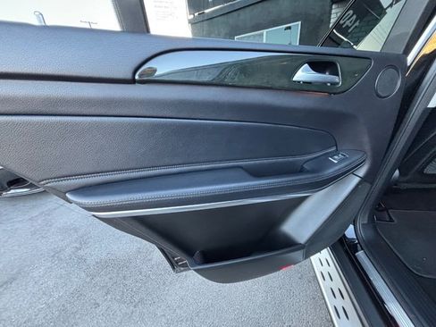 Used 2018 Mercedes-Benz GLS 550 4MATIC w/ Driver Assistance Package image 35