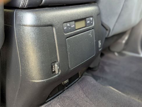 Used 2018 Nissan Armada SV w/ Driver Package AWD/4WD image 37