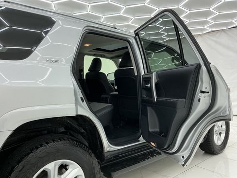 Used 2016 Toyota 4Runner SR5 Premium AWD/4WD image 22