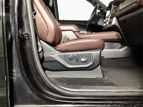 Used 2024 Ford Expedition Max Limited image 38