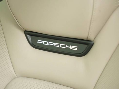 New 2026 Porsche Macan 4 Electric AWD/4WD image 34