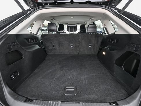 Certified 2024 Ford Edge SEL w/ Convenience Package image 16