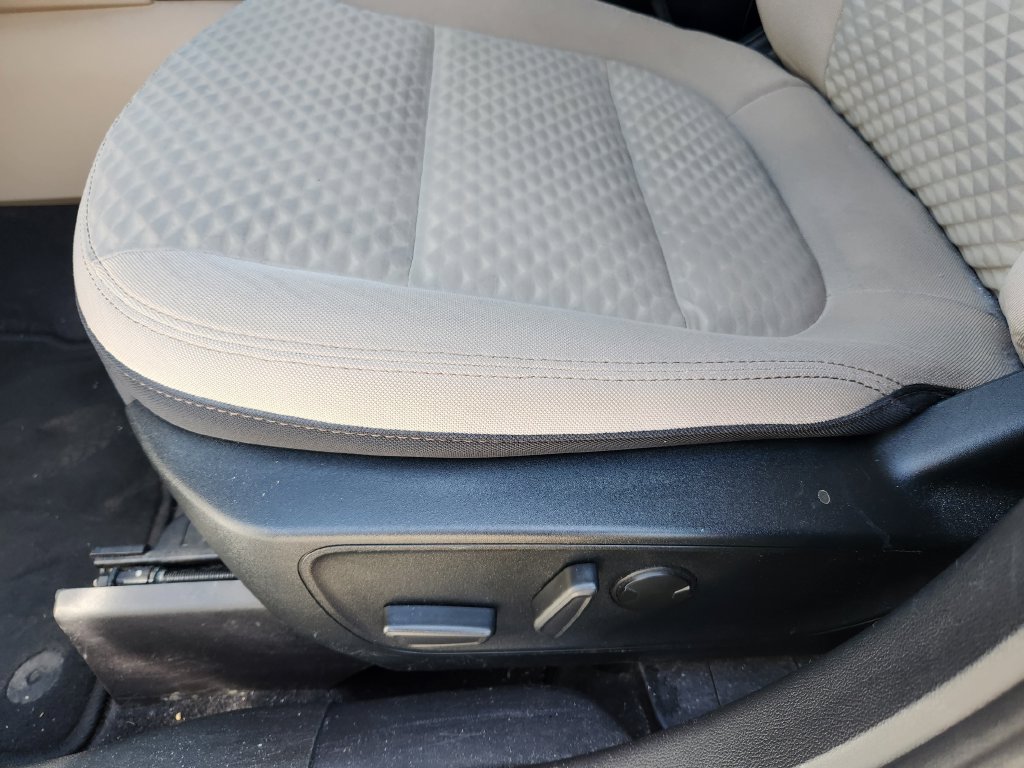Used 2020 Ford Escape SE AWD/4WD image 28
