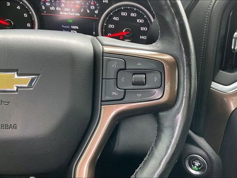 Used 2019 Chevrolet Silverado 1500 High Country w/ Technology Package AWD/4WD image 13