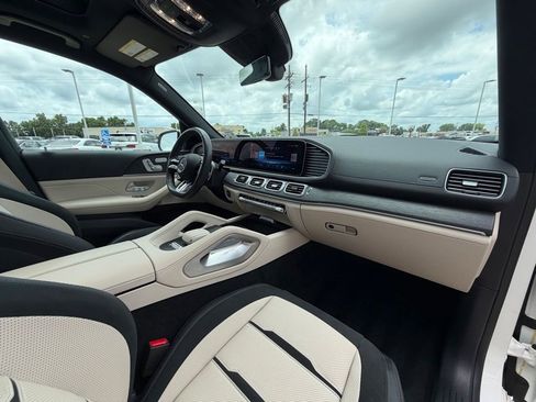 Used 2024 Mercedes-Benz GLE 53 AMG 4MATIC image 34