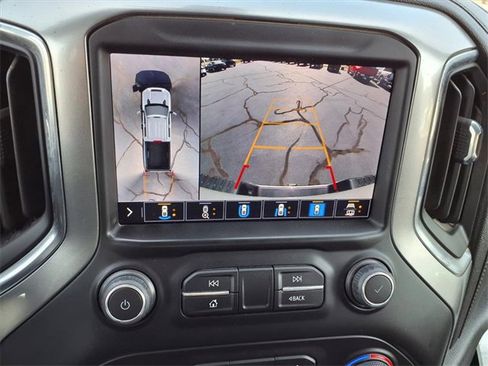 Used 2022 Chevrolet Silverado 2500 LTZ w/ LTZ Convenience Package image 9