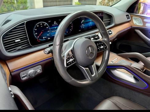 Used 2020 Mercedes-Benz GLE 350 GLE 350 4MATIC AWD 4dr SUV w/ Premium Package image 10