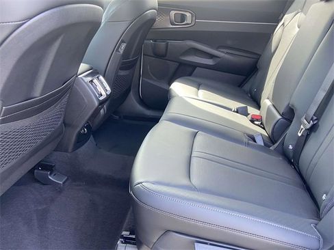 New 2026 Kia Sorento S image 8