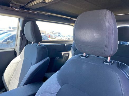 Used 2023 Ford Bronco 2-Door AWD/4WD image 21