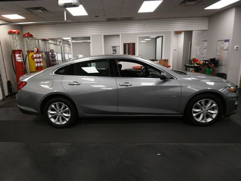Used 2024 Chevrolet Malibu LT FWD image 8