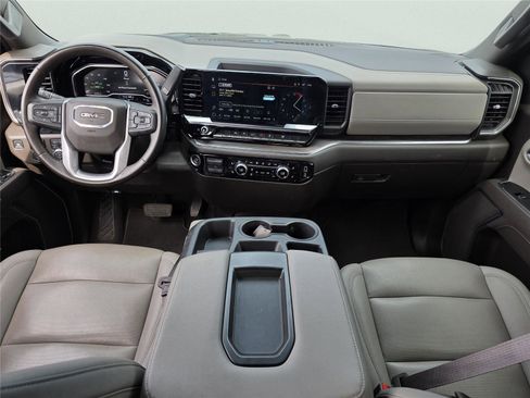 Used 2025 GMC Sierra 1500 SLT AWD/4WD image 9
