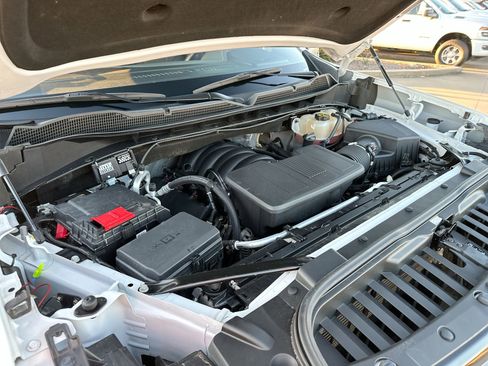 Used 2023 Chevrolet Silverado 1500 ZR2 image 25