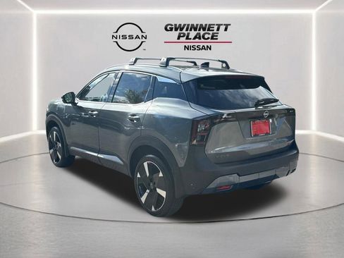New 2026 Nissan Kicks SR FWD image 7