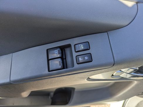 Used 2021 Nissan Frontier S w/ S Utility Package image 18