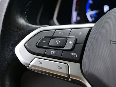 Used 2022 Volkswagen Jetta SEL FWD image 33