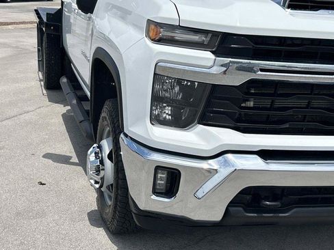 Used 2024 Chevrolet Silverado 3500 LT w/ Convenience Package AWD/4WD image 19