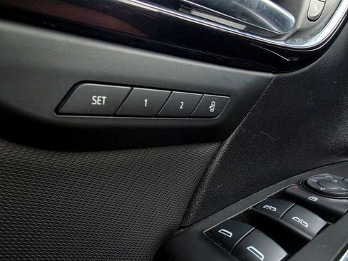 Used 2024 Buick Envision Preferred AWD/4WD image 18