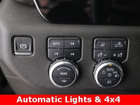 Used 2025 GMC Sierra 3500 SLT w/ SLT Premium Package image 19