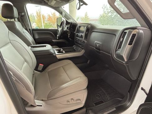 Used 2016 Chevrolet Silverado 2500 LTZ w/ Custom Sport Edition AWD/4WD image 36