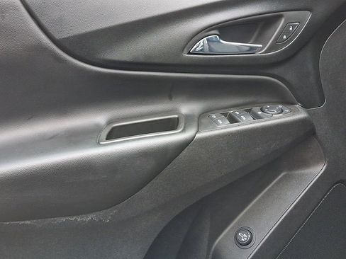Used 2020 Chevrolet Equinox LT image 13