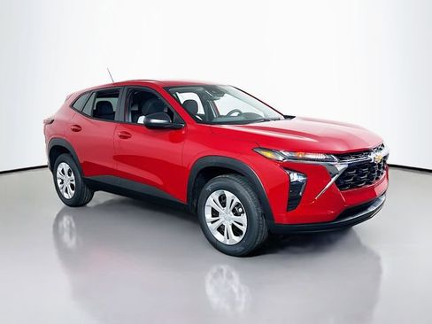 New 2026 Chevrolet Trax LS image 2