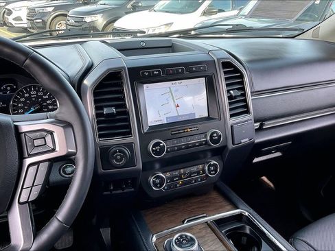 Certified 2021 Ford Expedition Platinum AWD/4WD image 5