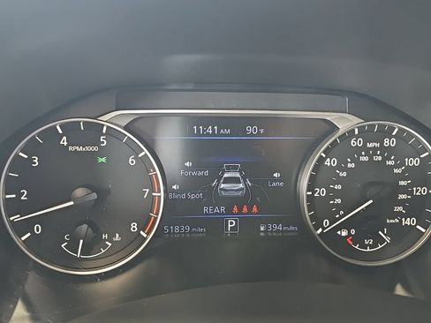 Used 2025 Nissan Altima 2.5 SR w/ SR Premium Package FWD image 2