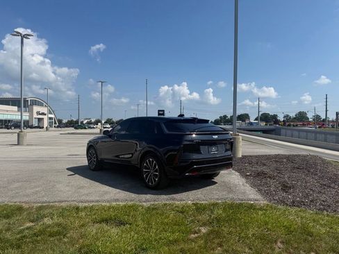 Certified 2024 Cadillac Lyriq Sport AWD/4WD image 4