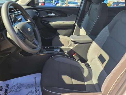 Used 2023 Chevrolet TrailBlazer LS image 7