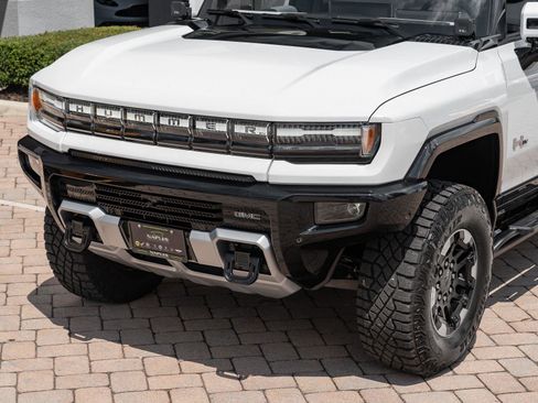 Used 2022 GMC Hummer EV Edition 1 w/ LPO, Illumination Package AWD/4WD image 9