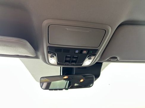 Used 2019 Honda Pilot Elite image 25