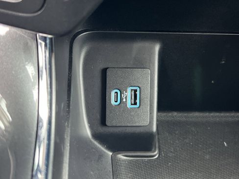 Used 2022 Ford F150 XLT w/ Equipment Group 302A High image 33