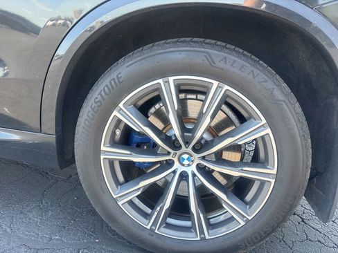 Used 2020 BMW X5 M50i w/ Executive Package AWD/4WD image 9