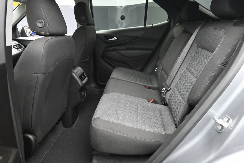 Used 2024 Chevrolet Equinox LT FWD image 12