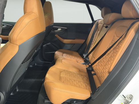Used 2022 Audi RS Q8 AWD/4WD image 20