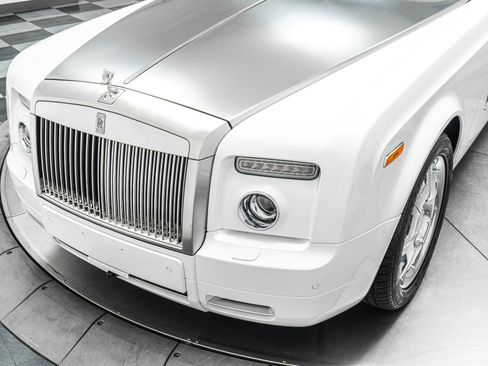 Used 2008 Rolls-Royce Phantom Drophead Coupe RWD image 39