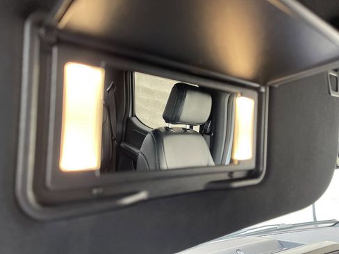 Used 2025 Ford F150 Lariat image 37