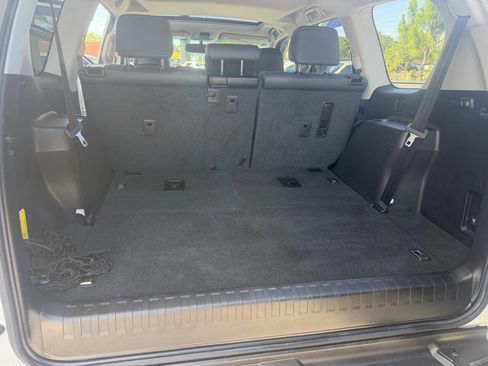 Used 2014 Lexus GX 460 AWD/4WD image 14