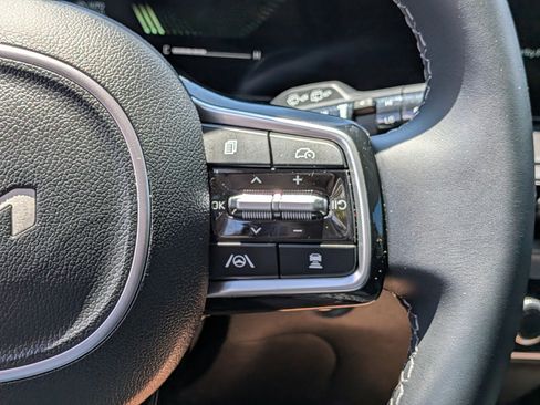 Used 2025 Kia Sorento EX w/ Panoramic Sunroof Package AWD/4WD image 27
